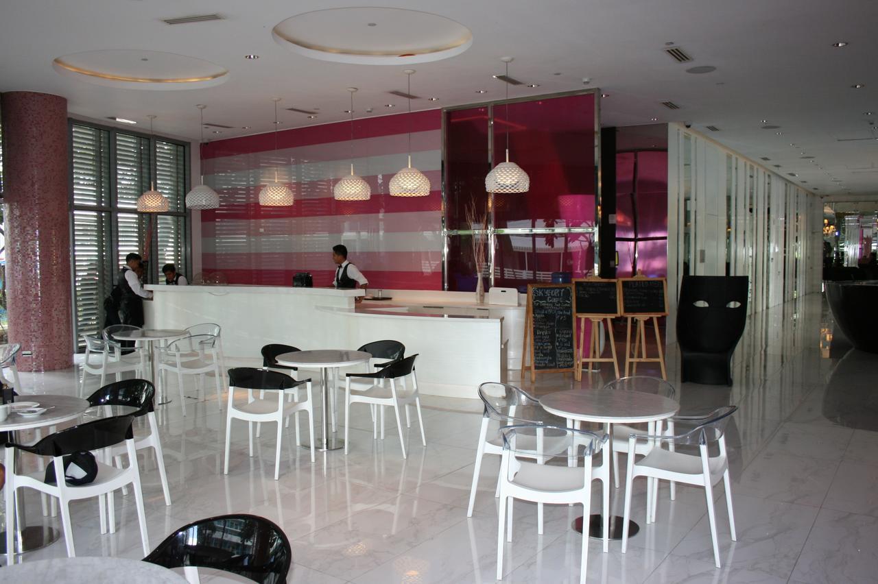 Azure Urban Resort Residences Manila Eksteriør billede
