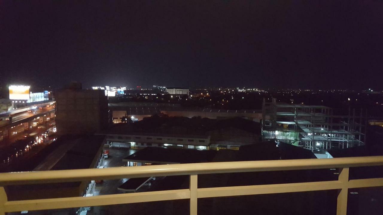 Azure Urban Resort Residences Manila Eksteriør billede